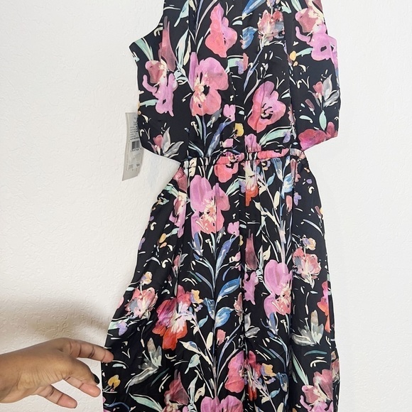 Aidan Mattox Tiered Floral Maxi Dress - Picture 3 of 10